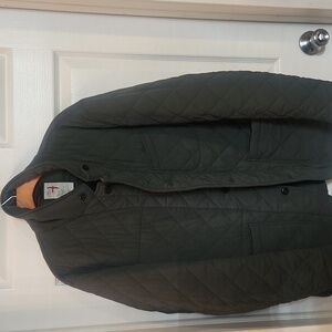 Quilted Lightweight Shirt Jacket in Olive Green